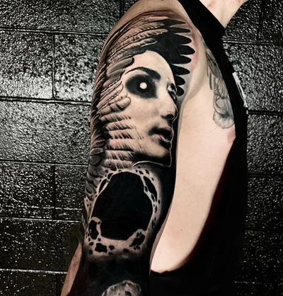 White Raven tattoo 010