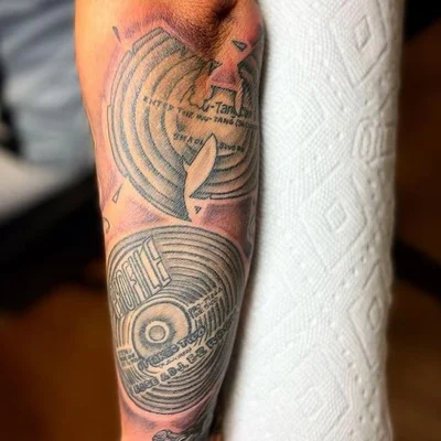 Mike De tattoo 009