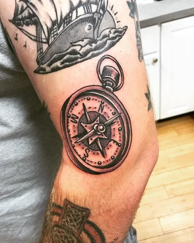 Mike De tattoo 035