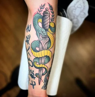 Mike De tattoo 036