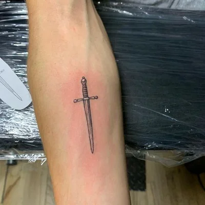 Rustin Revilla tattoo 039