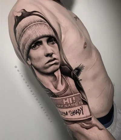 Winona Taylor tattoo 018