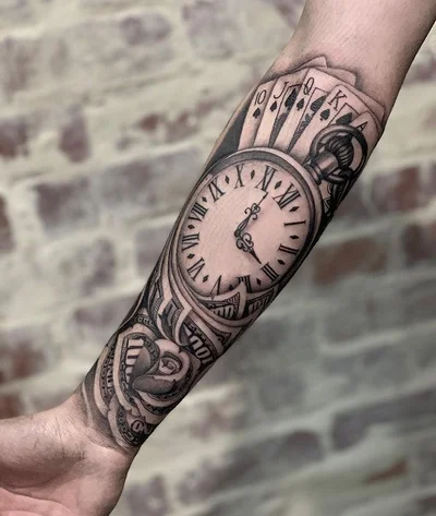 Winona Taylor tattoo 025