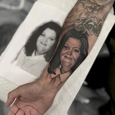 Winona Taylor tattoo 045