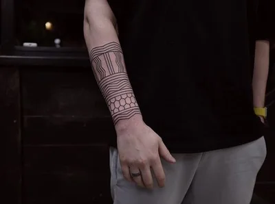 Andrei Vintikov tattoo 050