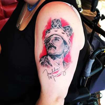 Paul Egan tattoo 012