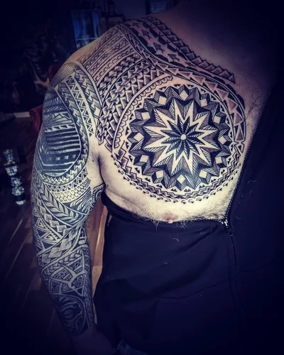 Paul Egan tattoo 043