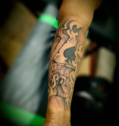 Ashley Facchini tattoo 045
