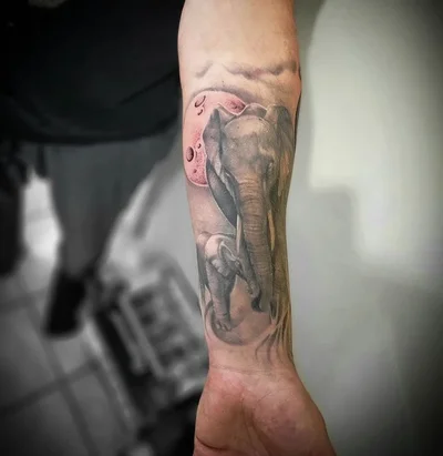 Ashley Facchini tattoo 046