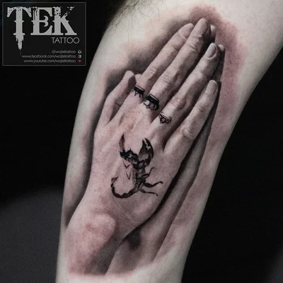 Wojtek Tek tattoo 045