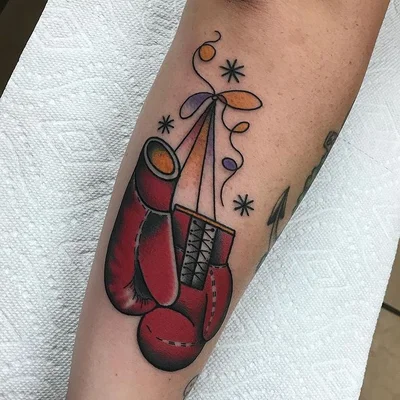 Daniel Adamczyk tattoo 019