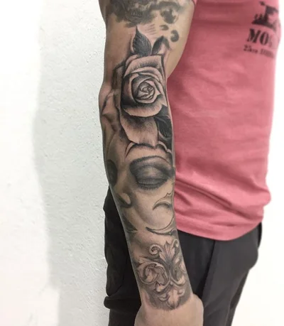 Carlos Wo Ching tattoo 007
