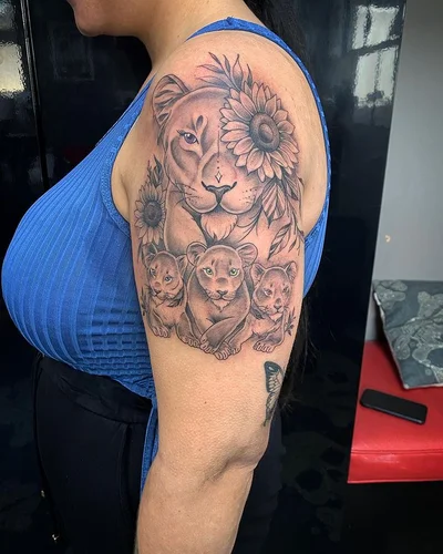 Mike Bays tattoo 008