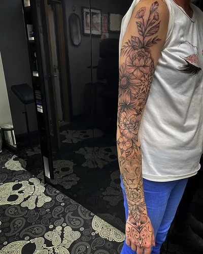 Mike Bays tattoo 014
