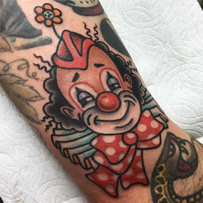 Wyatt Vandergeest tattoo 010