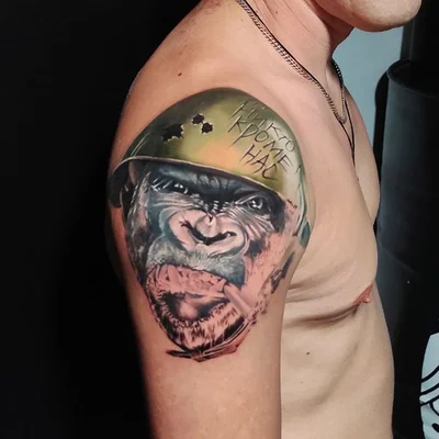 Xander Voron tattoo 018