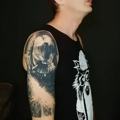 Xander Voron tattoo 026