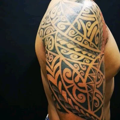 Xavier Gold tattoo 015