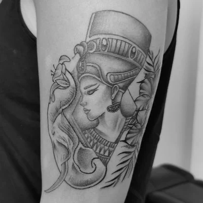Xavier Gold tattoo 022