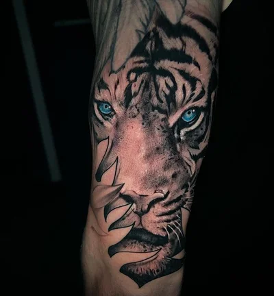 Ben Stubbs tattoo 037