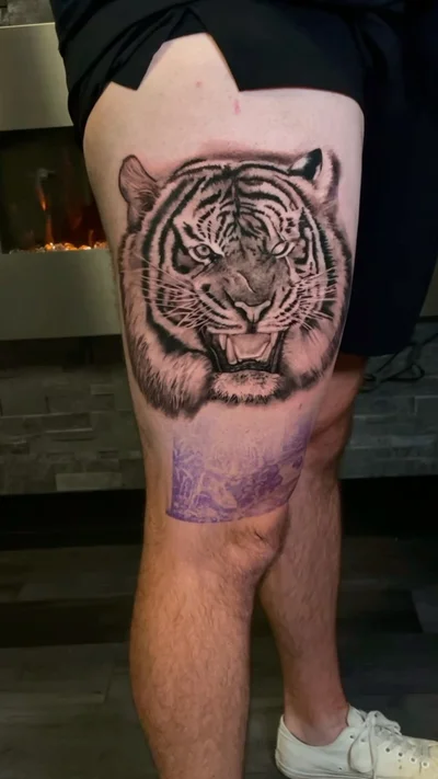 Xavier tattoo 044