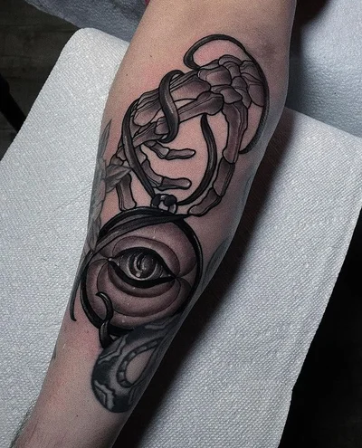 Mike tattoo 010
