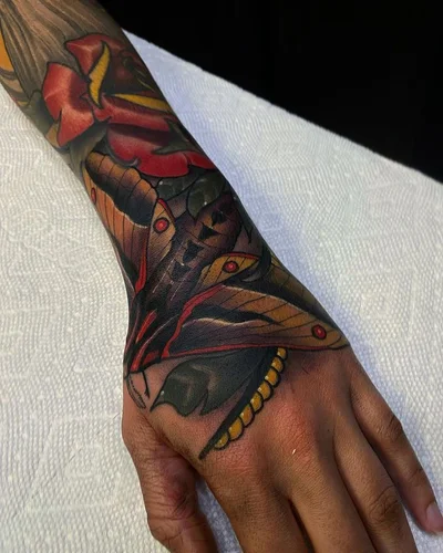 Mike tattoo 024