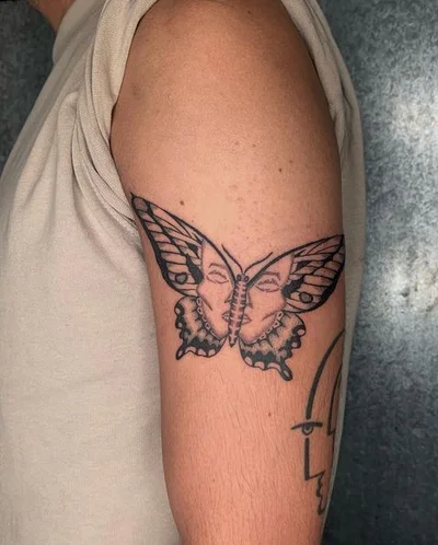 Léo Lavande tattoo 024