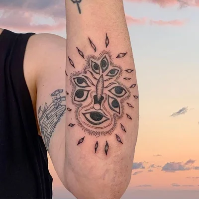 Léo Lavande tattoo 036