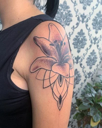 Yasmin Picinin tattoo 011