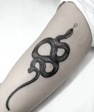 Yasmin Picinin tattoo 014