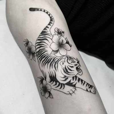 Yasmin Picinin tattoo 021
