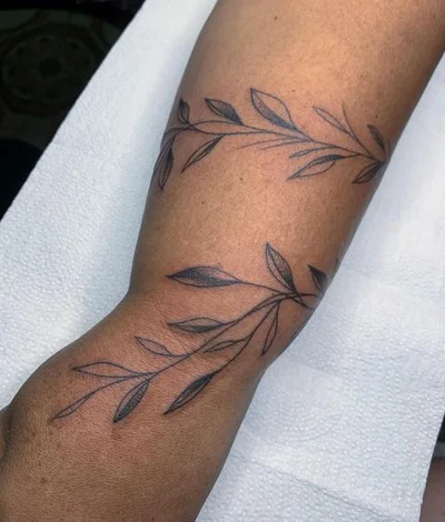 Yasmin Picinin tattoo 026