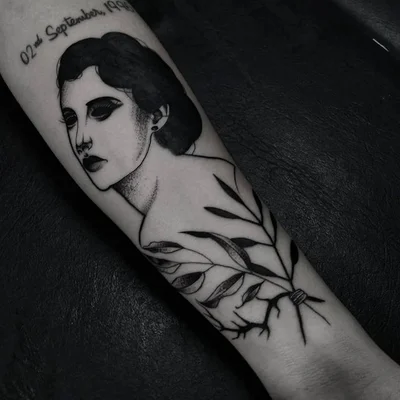 Yasmin Picinin tattoo 040