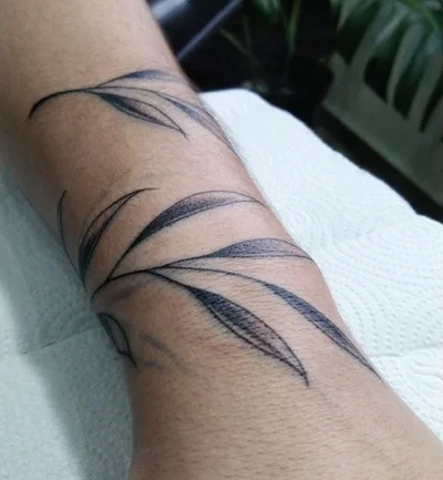 Yasmin Picinin tattoo 043