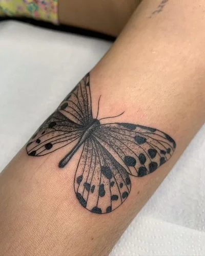 Yasmin Picinin tattoo 044