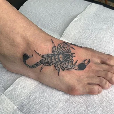 Yasmin Picinin tattoo 048