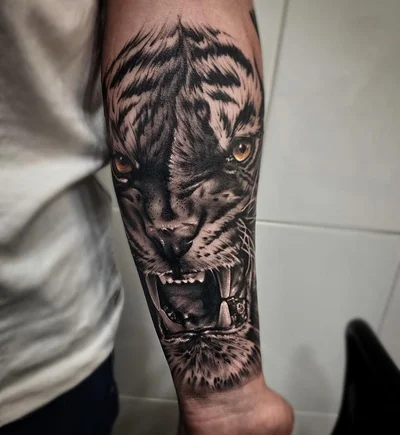 Yaiza Rubio tattoo 035