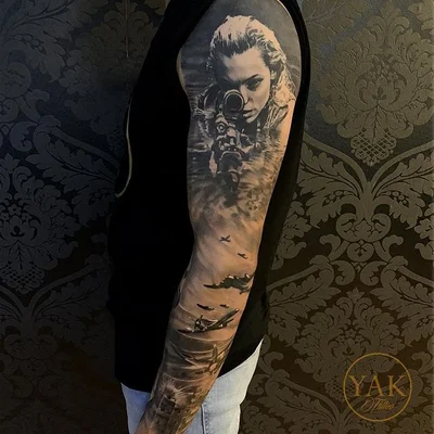 Robert Yakovlev tattoo 001