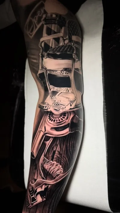 Robert Yakovlev tattoo ig_011