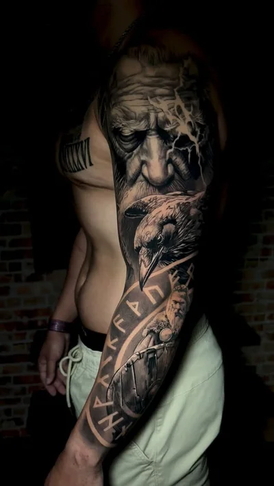 Robert Yakovlev tattoo ig_015
