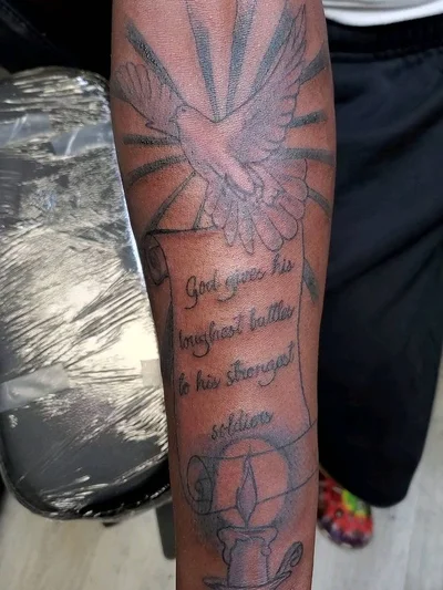 Elvis Baboc tattoo 031