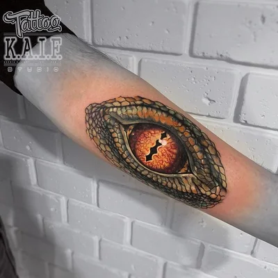 Ksenia tattoo 007