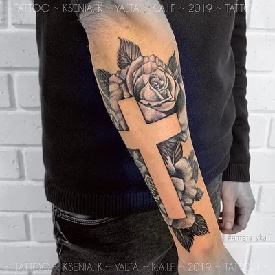 Ksenia tattoo 033