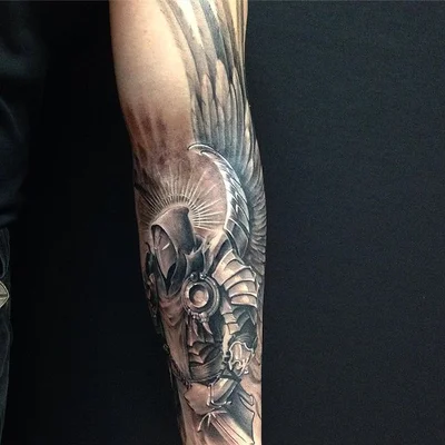 Alexander Yarmolenko tattoo 010