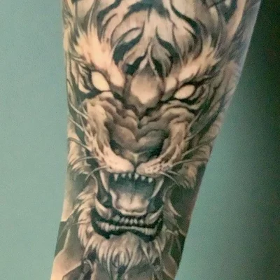 Alexander Yarmolenko tattoo 037