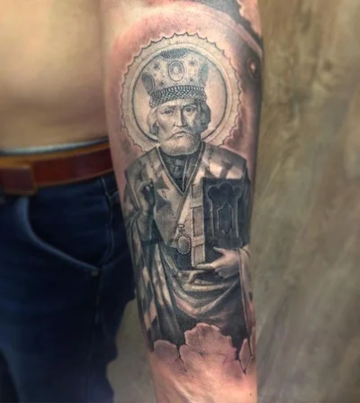 Alexander Yarmolenko tattoo 040