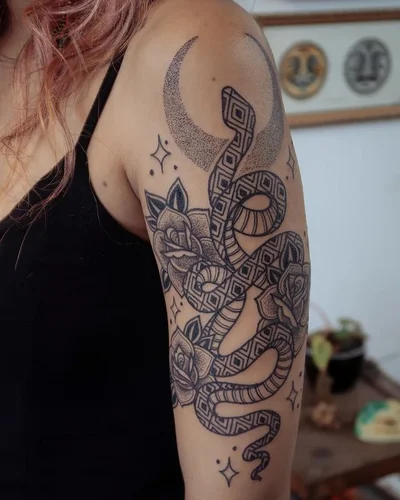 Yasmin Borges tattoo 030