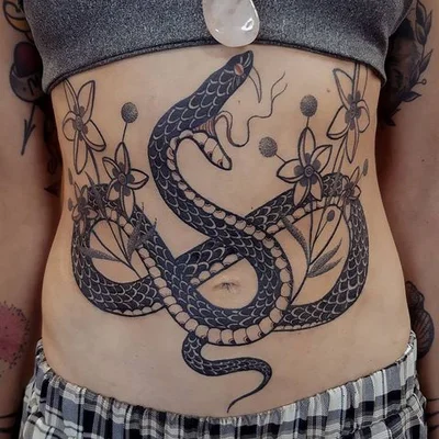 Yasmin Borges tattoo 040