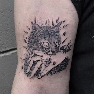 Yasmin Borges tattoo 044